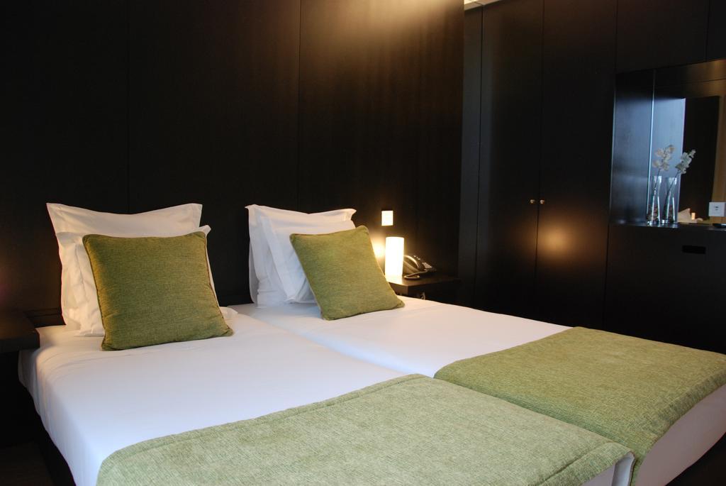 Quinta De Casaldronho Wine Hotel Lamego Room photo